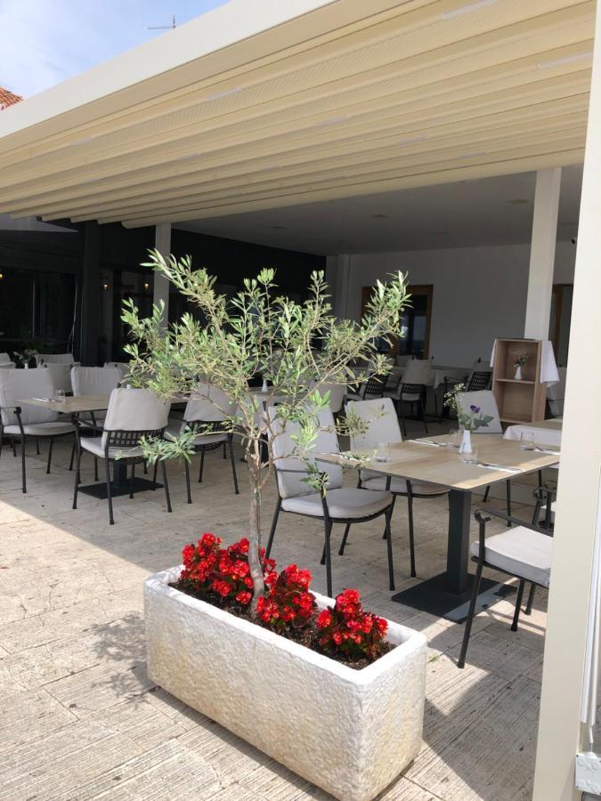 Sangulin Palace V Biograd Na Moru Exterior photo